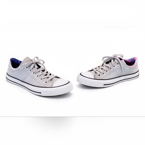 Converse All Star Womens Size 7 Low Top Gray Sneakers with Pink, Purple Lining